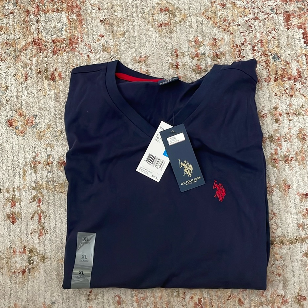 Navy men’s neck t shirt